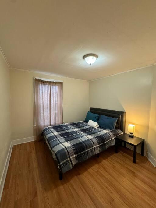 Comforting Getaway-Sleeps 6-Walk To Falls! Cataratas do Niágara Exterior foto